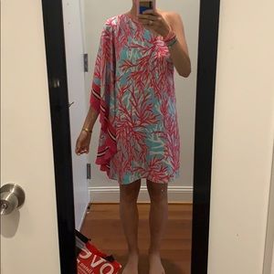 Like new silk Lilly one shoulder dress